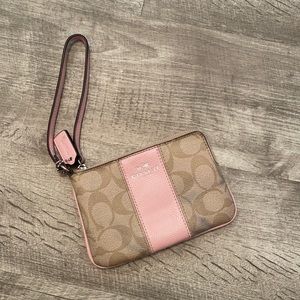 coach wallet wristlet